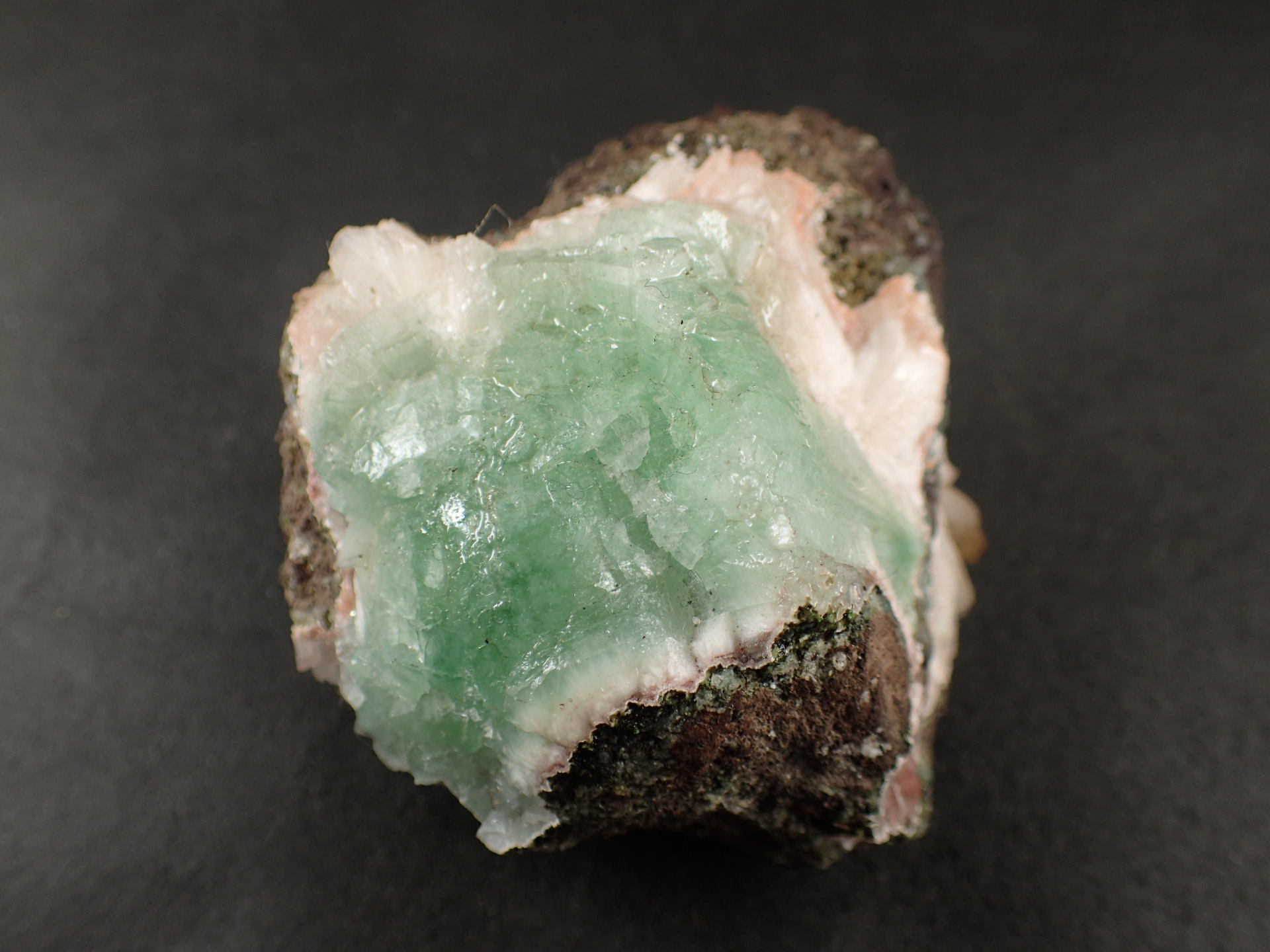 魚眼石（アポフィライト） ｜石の販売専門店【vec stone club】