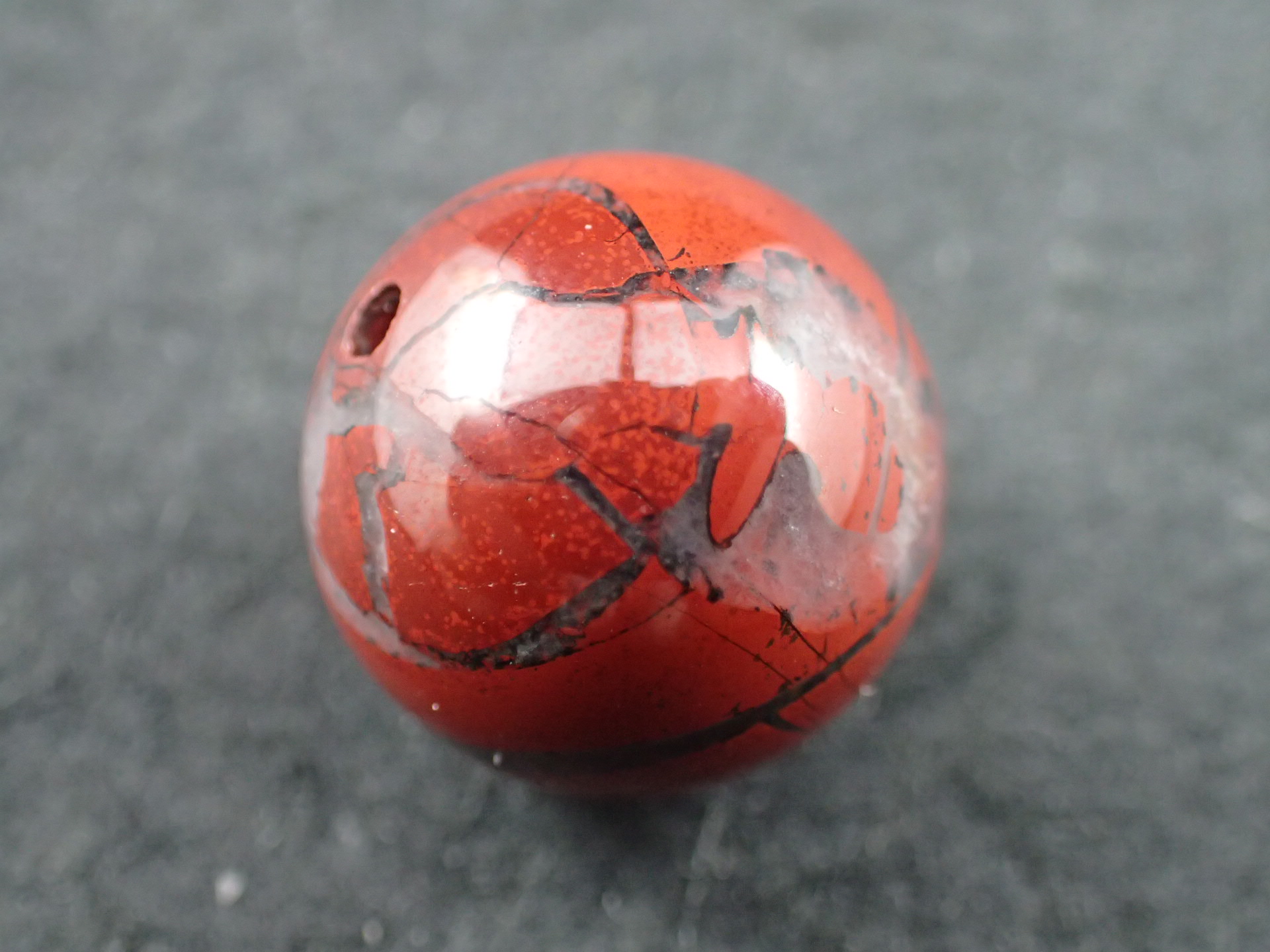 最高品質佐渡赤玉石/赤石(SADO AKADAMA) ビーズ 新潟県佐渡市産 ｜石の