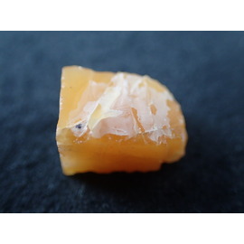 最高品質蛍光オパール 北海道然別湖西方産 ｜石の販売専門店【vec