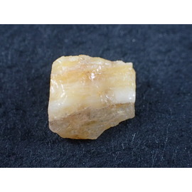 最高品質蛍光オパール 北海道然別湖西方産 ｜石の販売専門店【vec