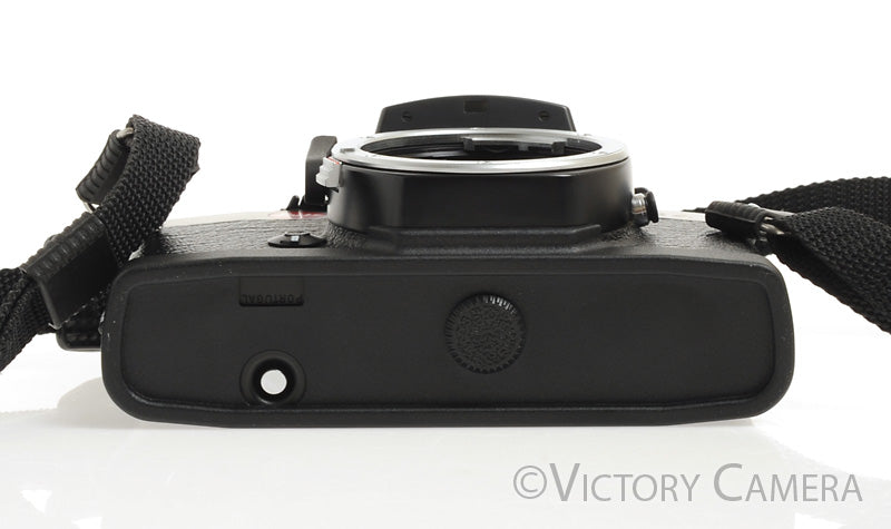 Leica R4 Black 35mm Film Camera Body -New Seals- [EXC-]