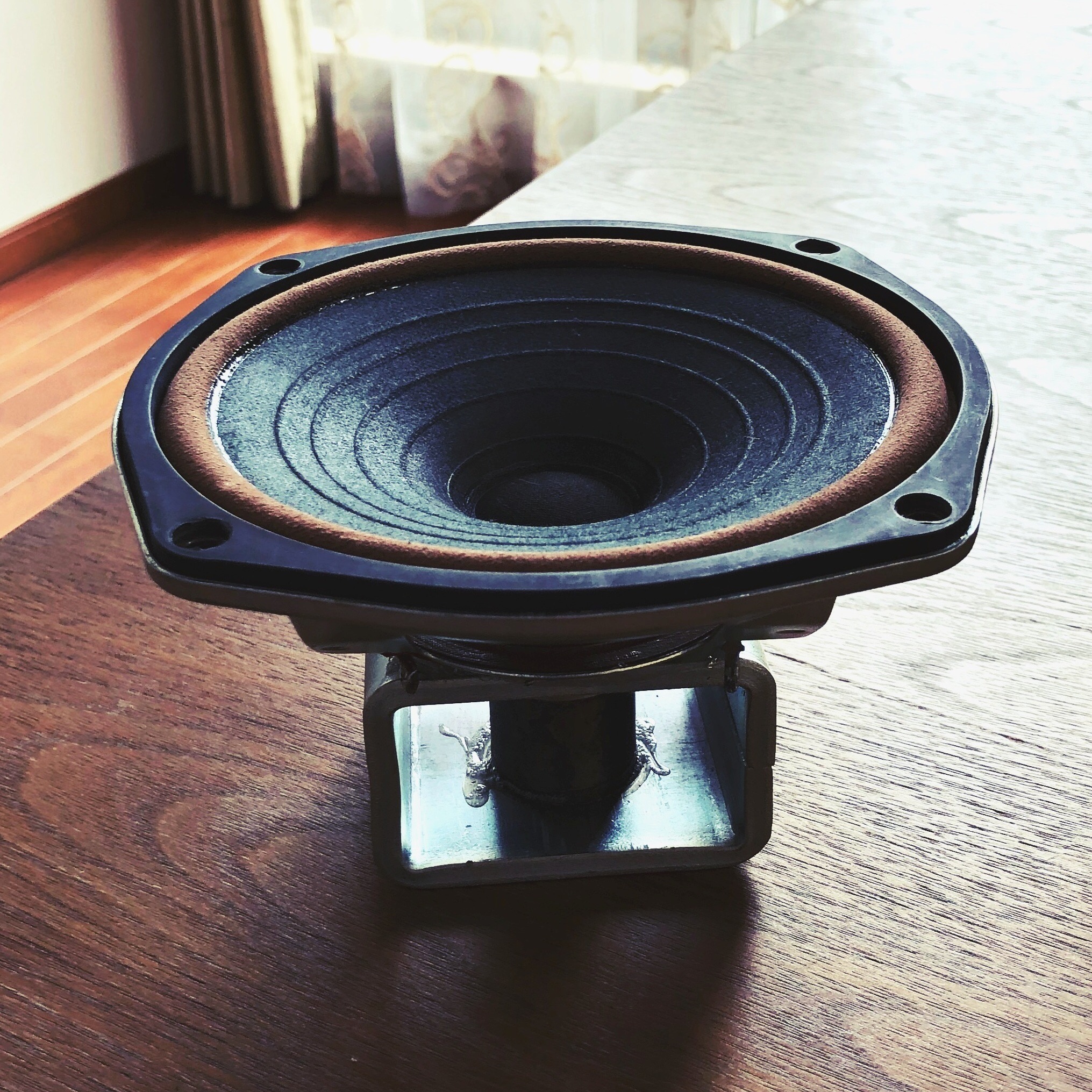 スピーカーユニットいろいろ – Xperience Speaker Factory