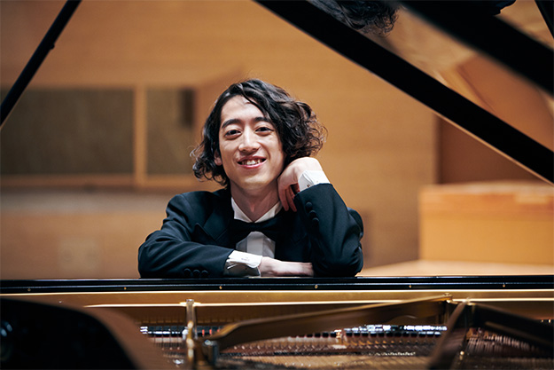 異色のピアニスト 角野隼斗に迫る！！