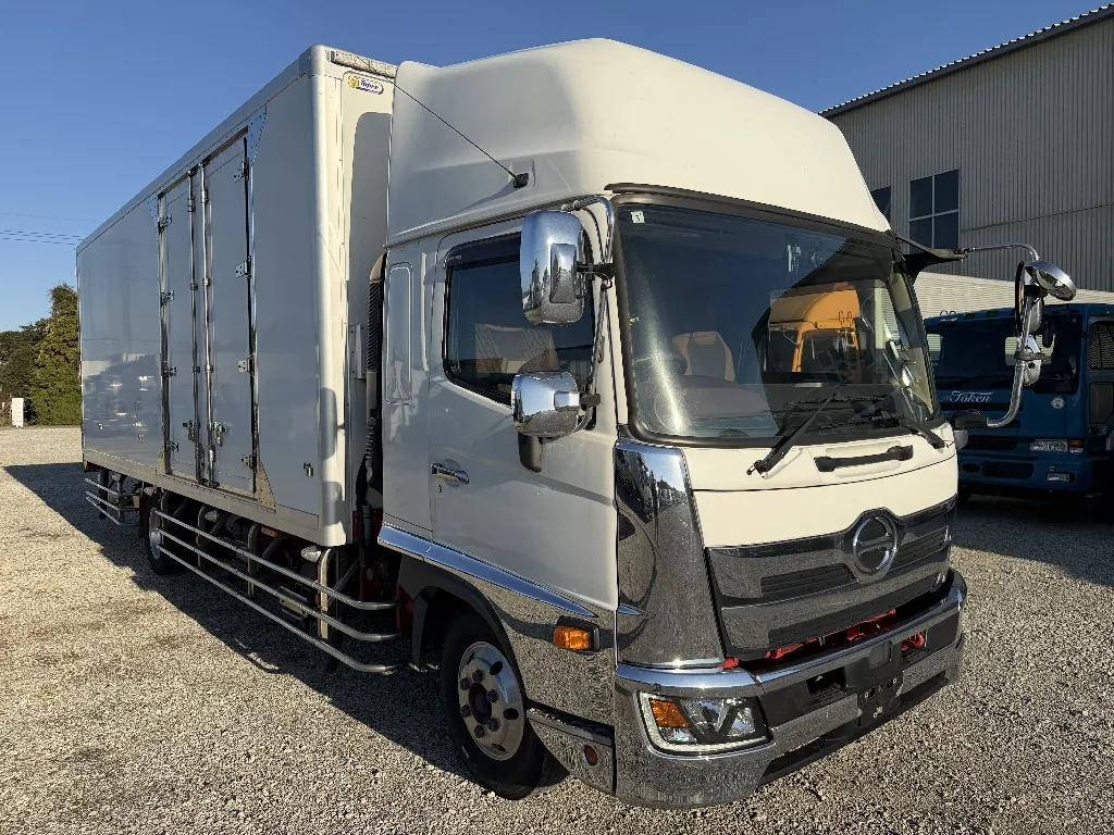 日野 レンジャー 日野レンジャー ☆L6.5mハイルーフジョルダー4列格納