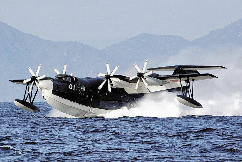 海上自衛隊岩国航空基地で9年ぶりに初訓練飛行…「US2救難飛行艇