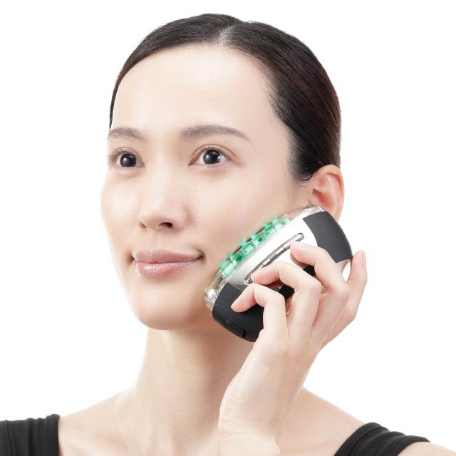 1回1分置くだけ。リフトケア特化型美顔器。 「リフトロジープロ