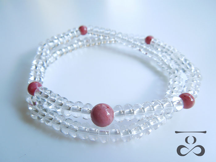 一品(ひとしな)】108ブレス「水晶×藤雲石」 お数珠の安田念珠店へ