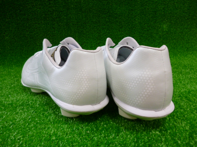 ミズノ定番史上最軽量野球スパイク入荷しました！ – ZENTAN SPORTS