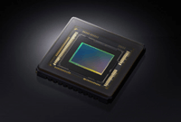 HDメモリーカメラ“EverioX（エブリオエックス）”「GZ-X900」を発売