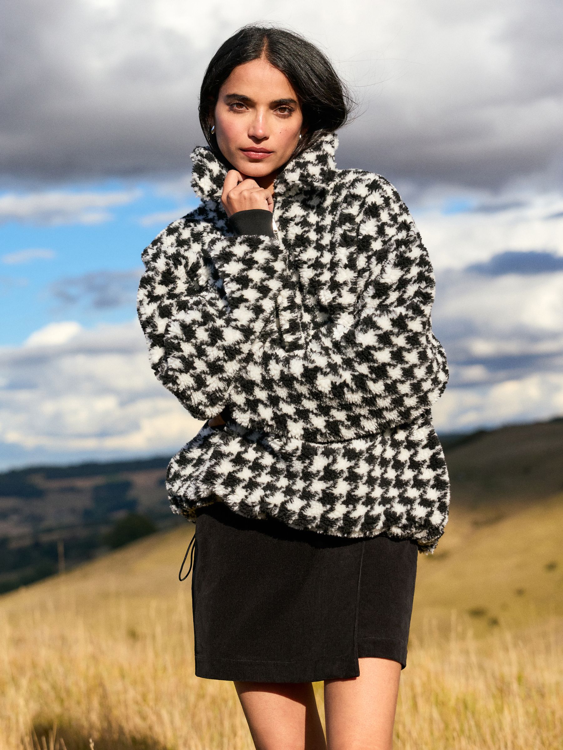 Buy Black/White Houndstooth Check Jacquard Teddy Borg Quarter Zip