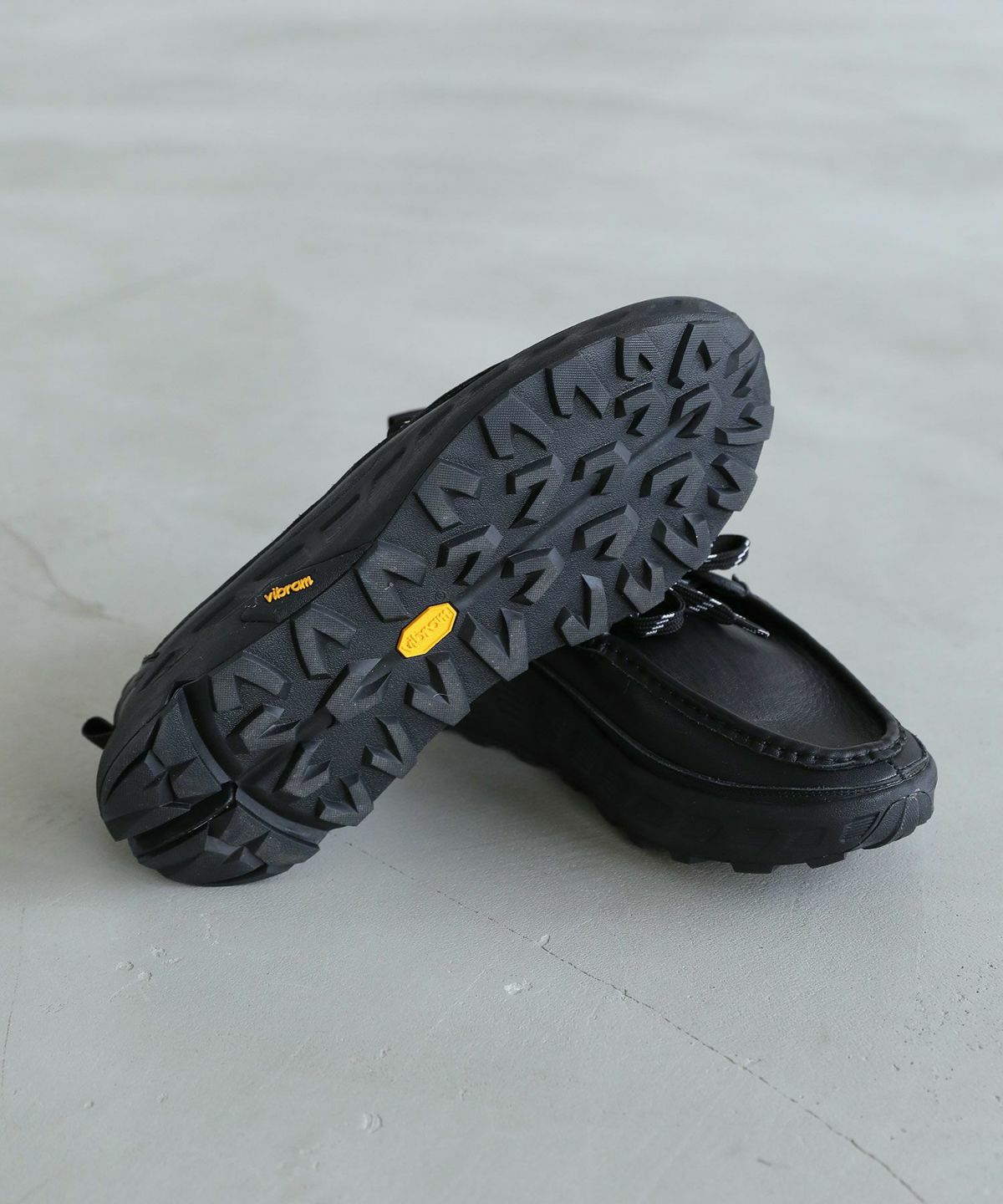 Vibram × OPENING ACT] ボリュームVIBRAMソールリアルレザーモカシン