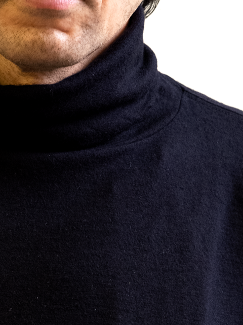 COMOLI ウール天竺 長袖タートルネック | 大阪心斎橋のメンズ洋服の