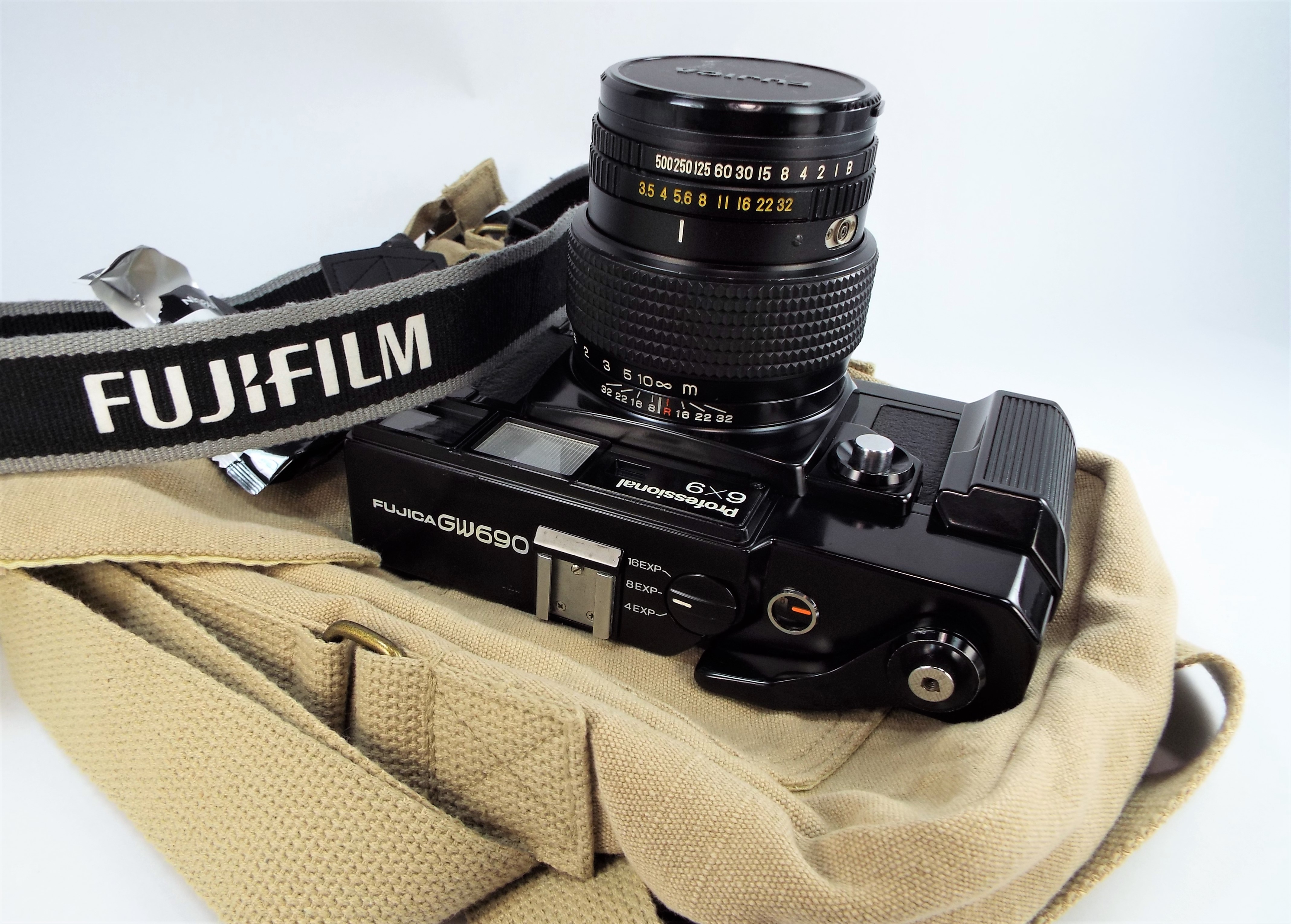 Fujica GW690 Professional | Chasing Classic Cameras with Chris