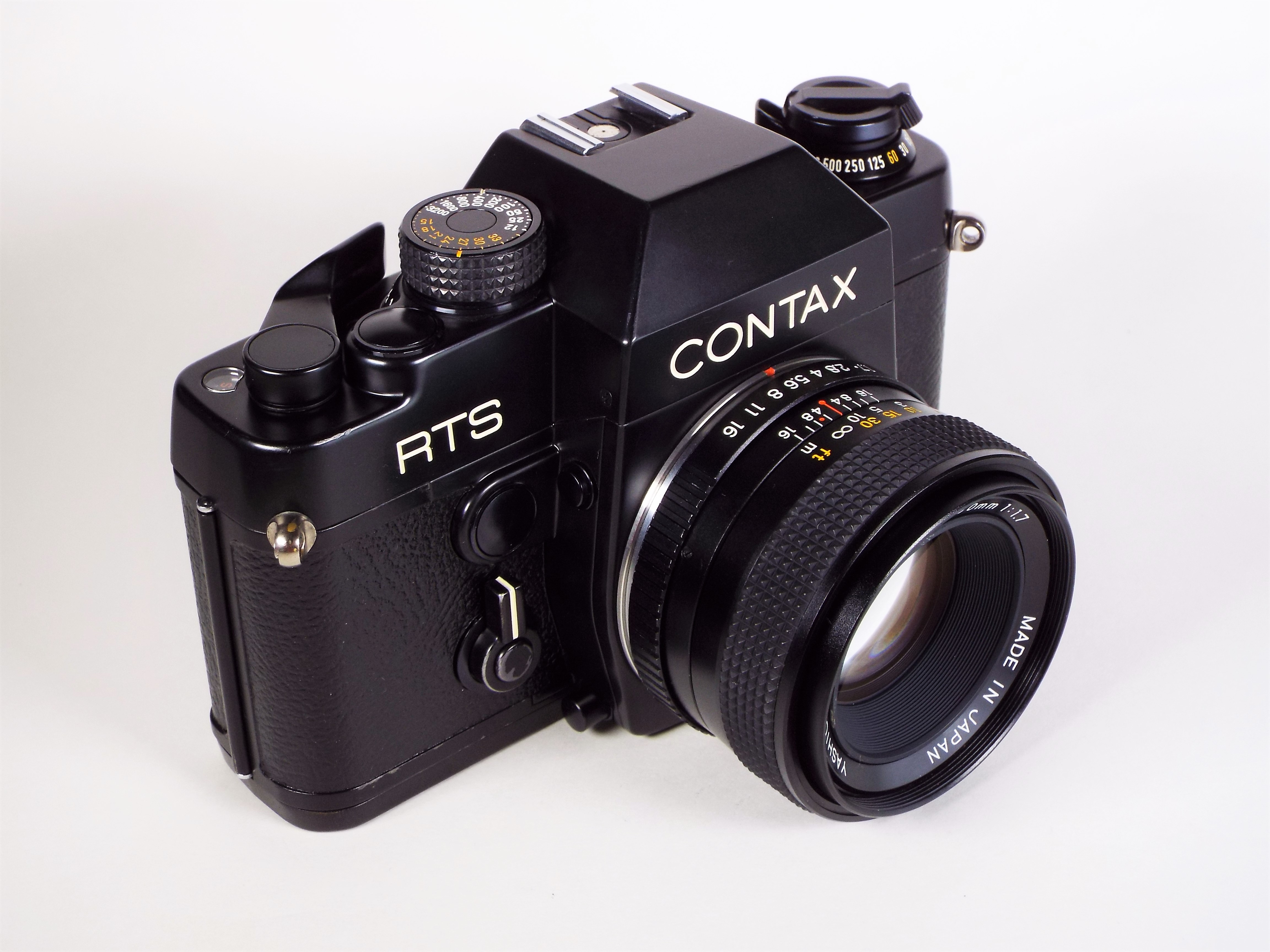 Contax RTS – an old dog gets new life | Chasing Classic Cameras