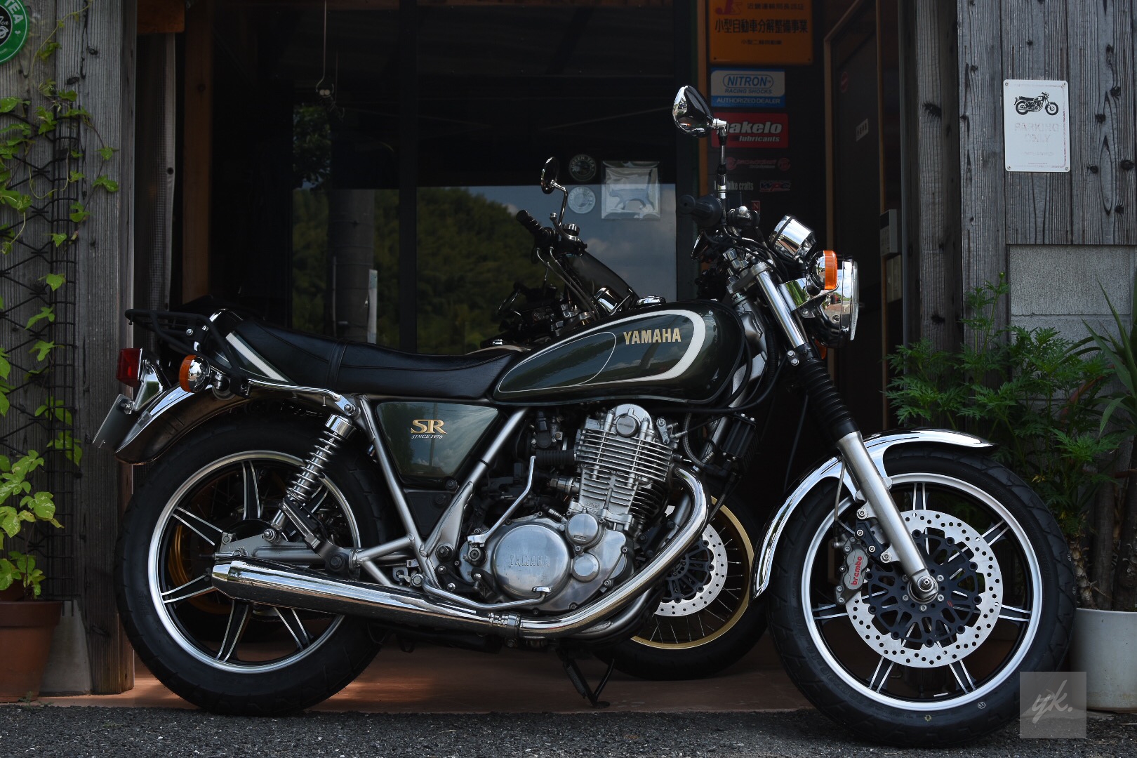 SR400｜ワイズギアのキャストホイールは重厚感がたまらない｜yoku-mono
