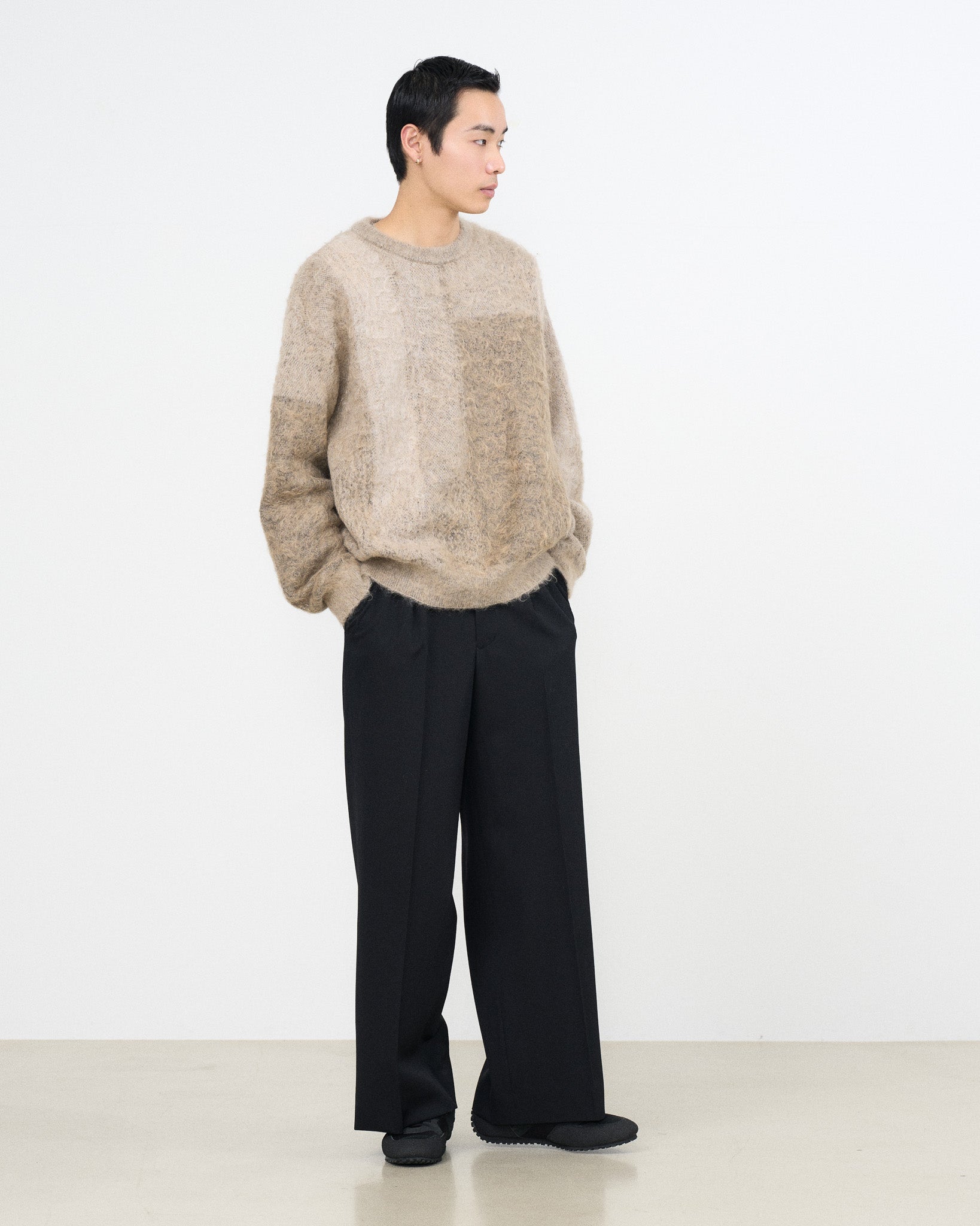 Abstract Jacquard Crewneck Sweater | YOKE Official Website