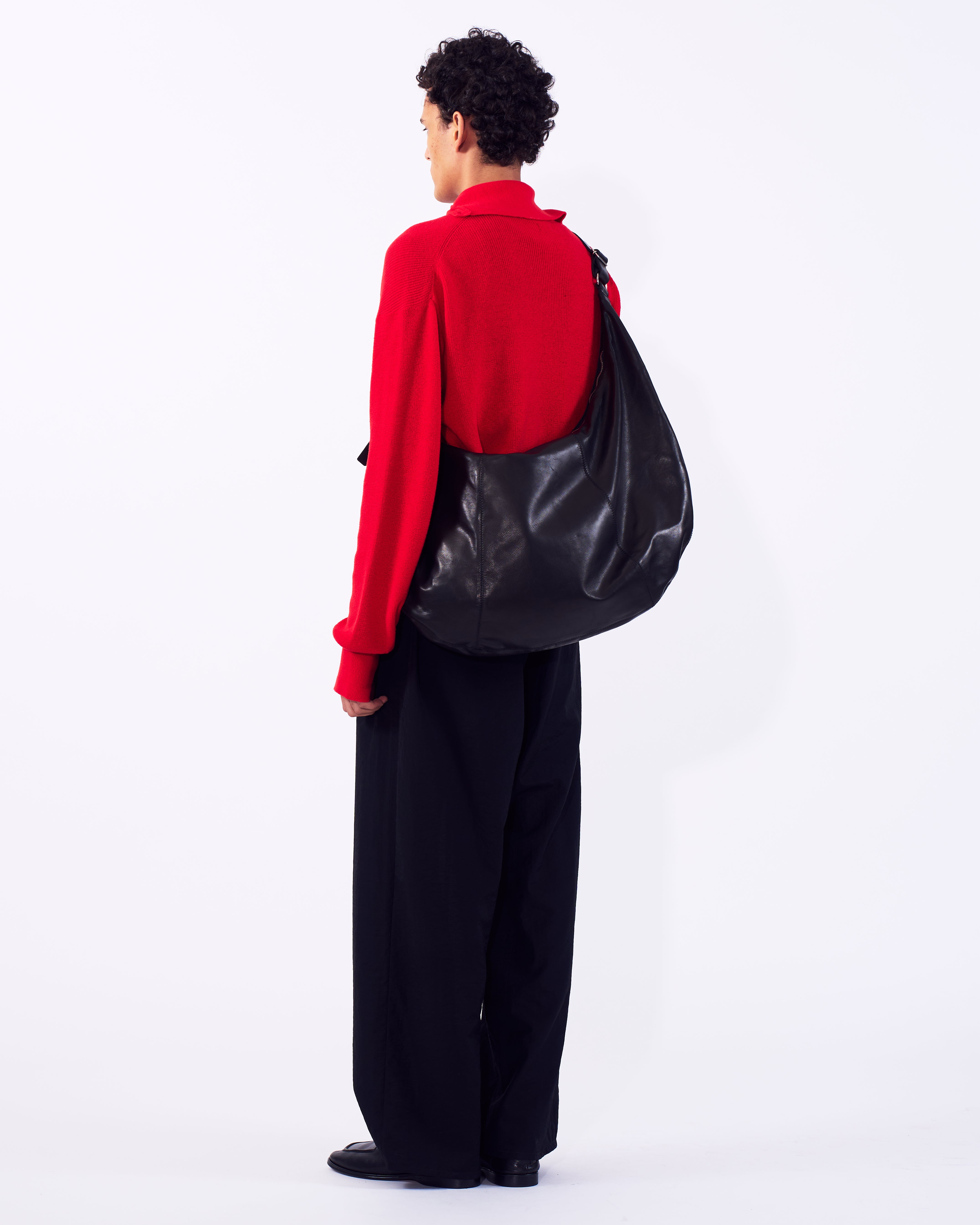 Carf Leather Circle Bag | YOKE Official Website