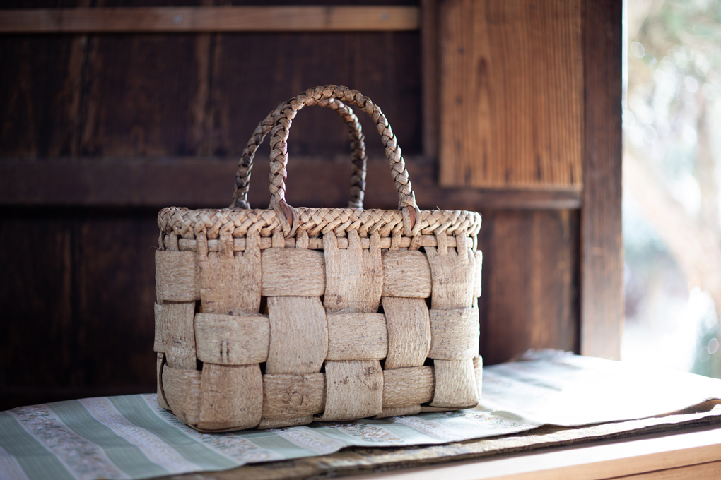 くるみ・山葡萄の籠バッグ】手提げ籠 | ちちぶ吉田くるみの会
