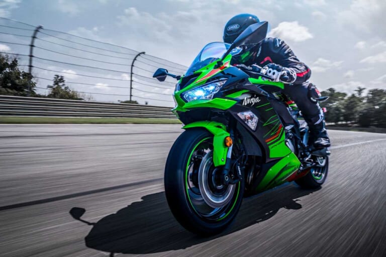 カワサキ「ニンジャZX-6R KRTエディション」の2023年モデル発売決定