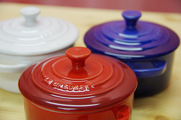 Pouch☆読プレ】大人気 LE CREUSET（ル・クルーゼ）の「ミニ ココット