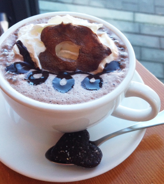 バンクーバー通信】珍ココアが続々登場！ 「赤ワイン味