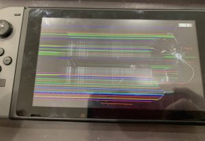 switchの画面割れ直します！！！ゲーム修理工房イオンモール福岡店へ