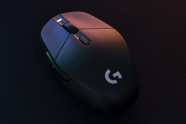Logicool G303 SHROUDエディションレビュー｜つかみ持ち特化型のマウス