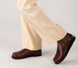 スニーカーニンジャズ：安全性とスタイルを極めたベアフットシューズ