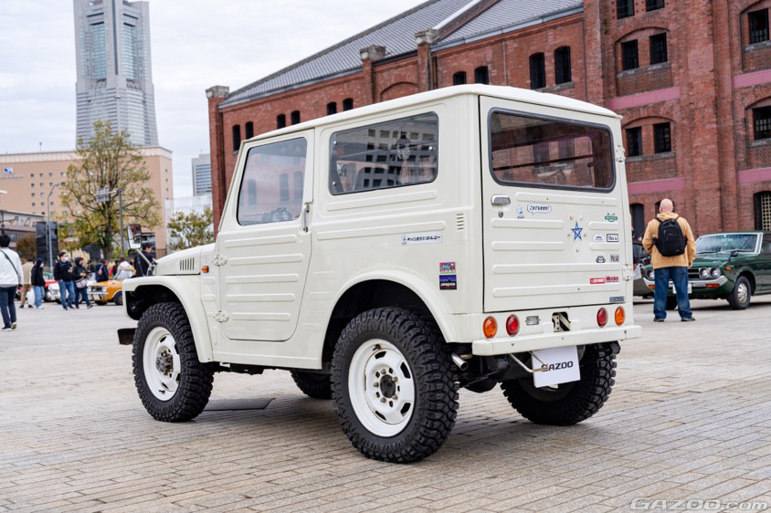 イマドキのクルマでは味わえないアナログな相棒のジムニー55を愛でる