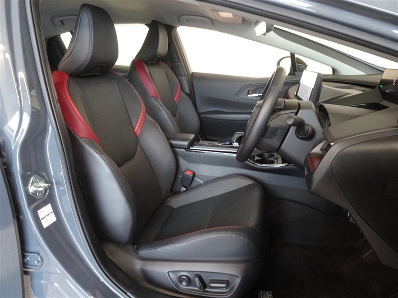 プリウス Z（181018323991）の中古車 | トヨタ認定中古車 | トヨタ