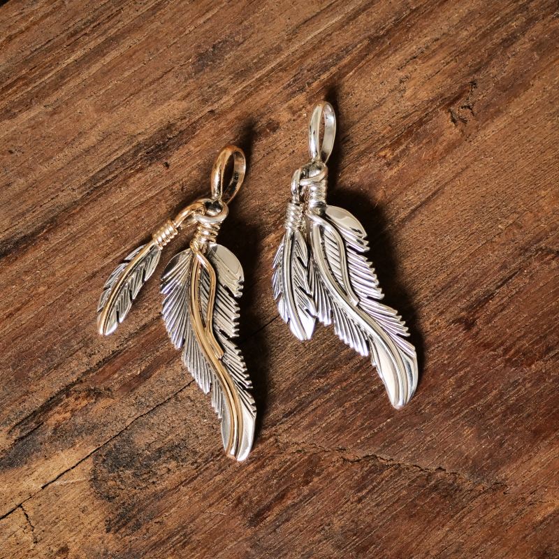 ハーヴィーメイス ダブルフェザー ミニペンダント｜マライカ公式通販