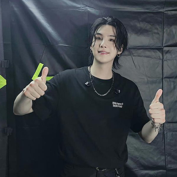 Qoo10] 【期間限定 】ミンユンギsuga Agu