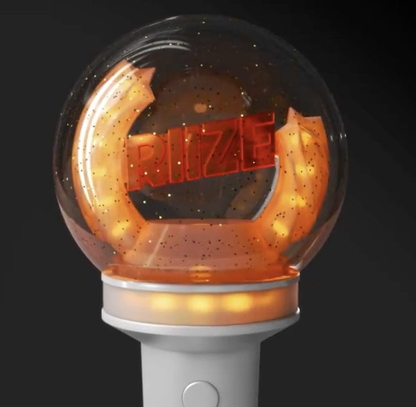 Qoo10] SMエンターテインメント 【公式】RIIZE OFFICIAL L