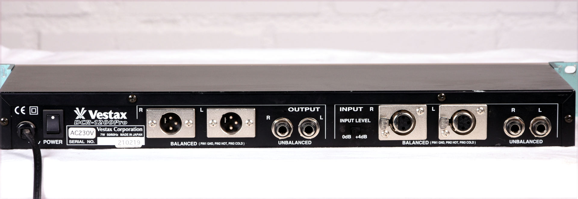 Vestax DCR-1200 Pro 4 Band Isolator – Gearwise – AV & Stage Equipment