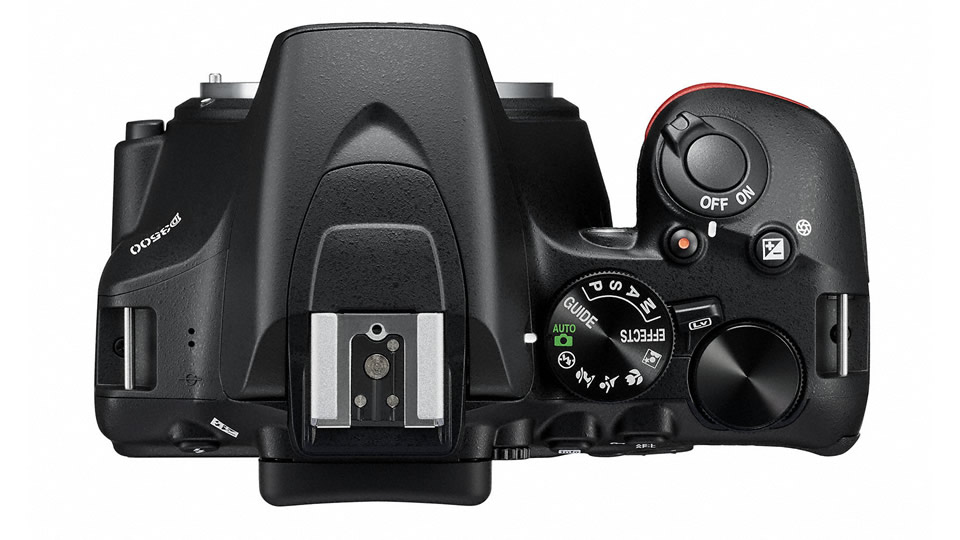 ニコンがスリムな一眼レフD3500発表！ 機能充実のエントリーモデル