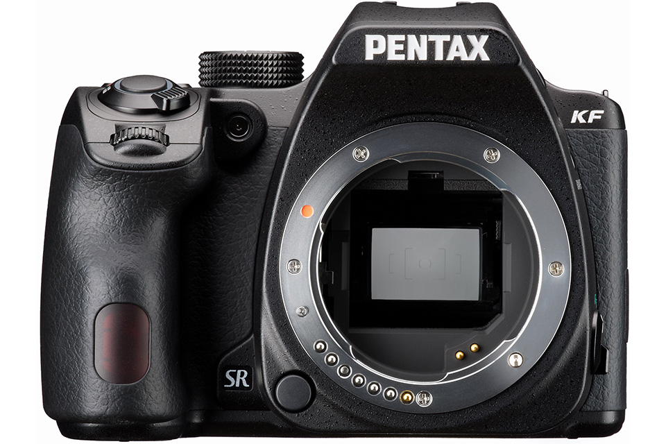 天候を気にせずアウトドア撮影を！ 小型軽量で防塵防滴の一眼レフ