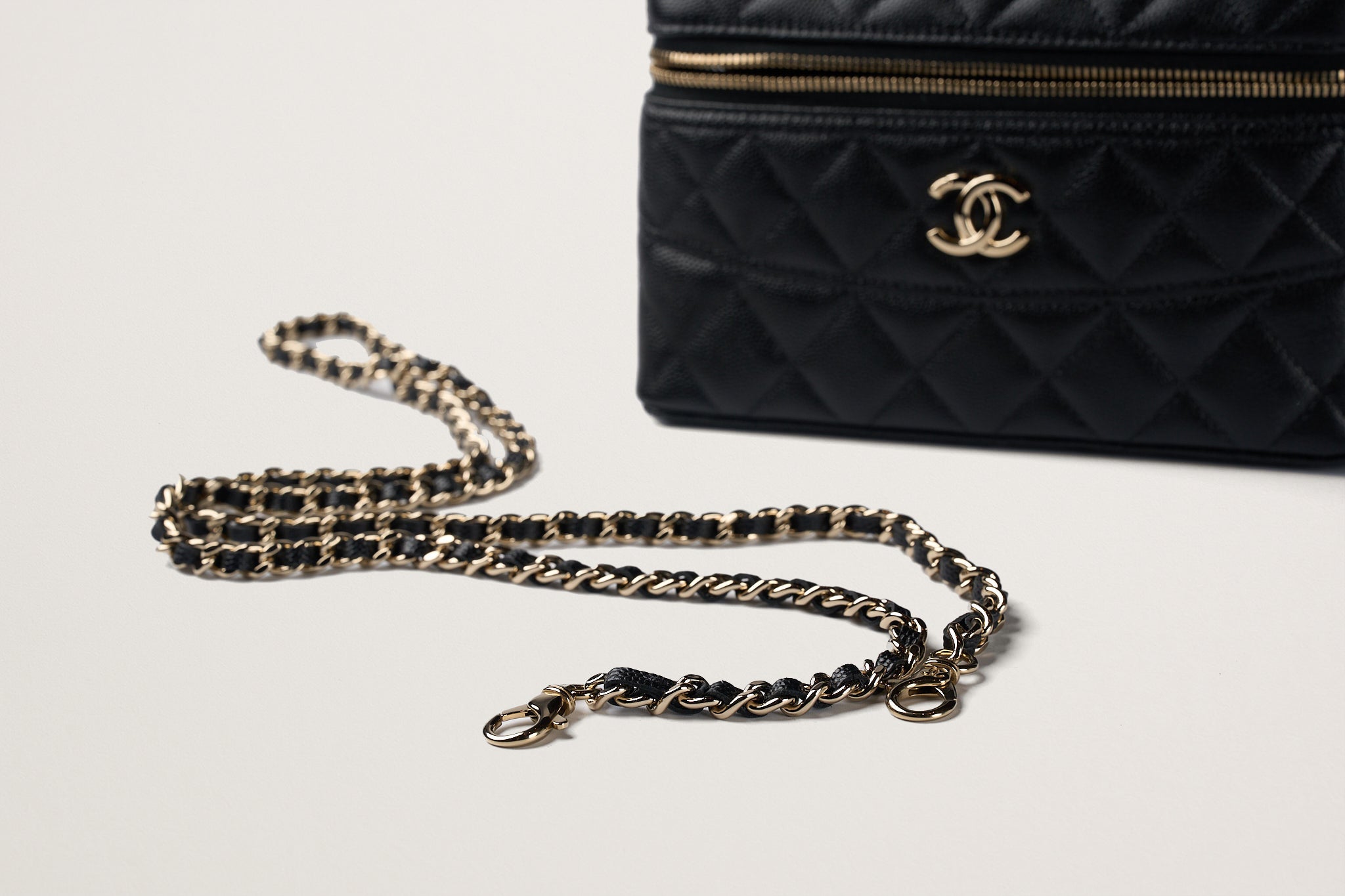 CHANEL バニティバッグ 25C – GINZA SATAKE