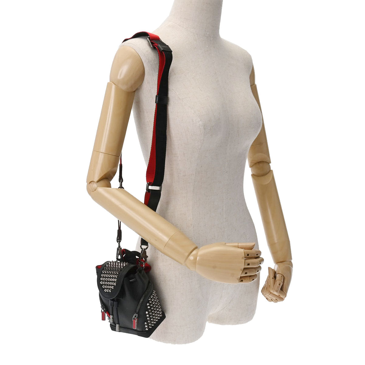 806000639647000-13_d5b798ee-