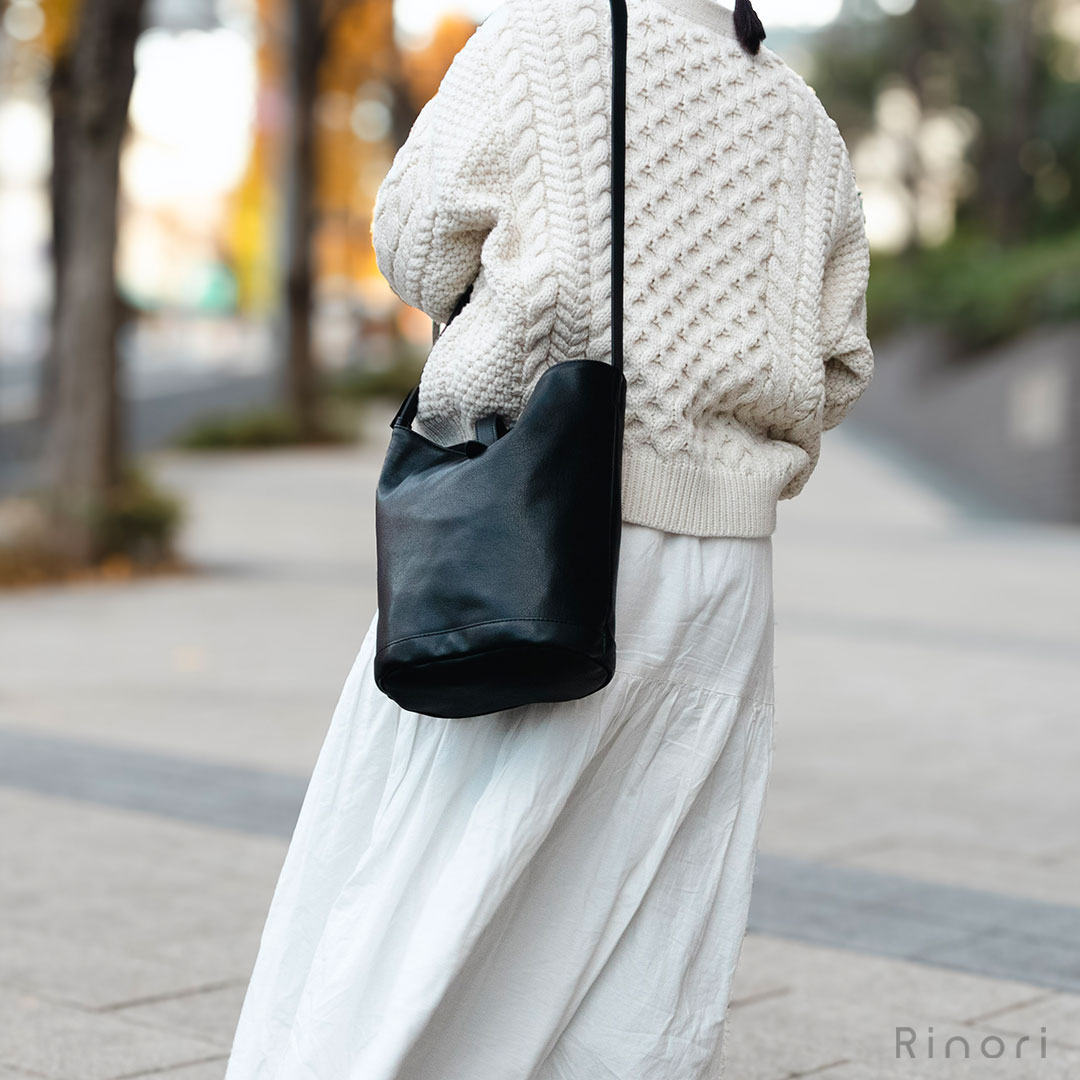 長財布が入る バケツバッグ