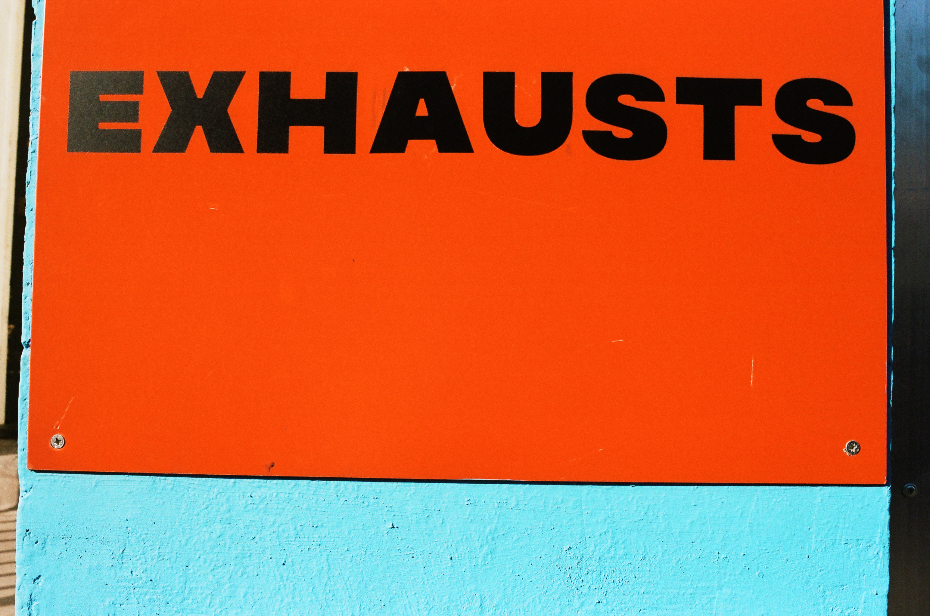 JIL SANDERのビジュアルを手掛ける写真家 Chris Rhodes が日本初の個展