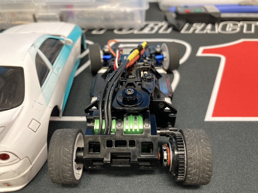 MINI-Z(ミニッツ)走行日誌 緑モーターのEVOを増車 - ハンチングガールド