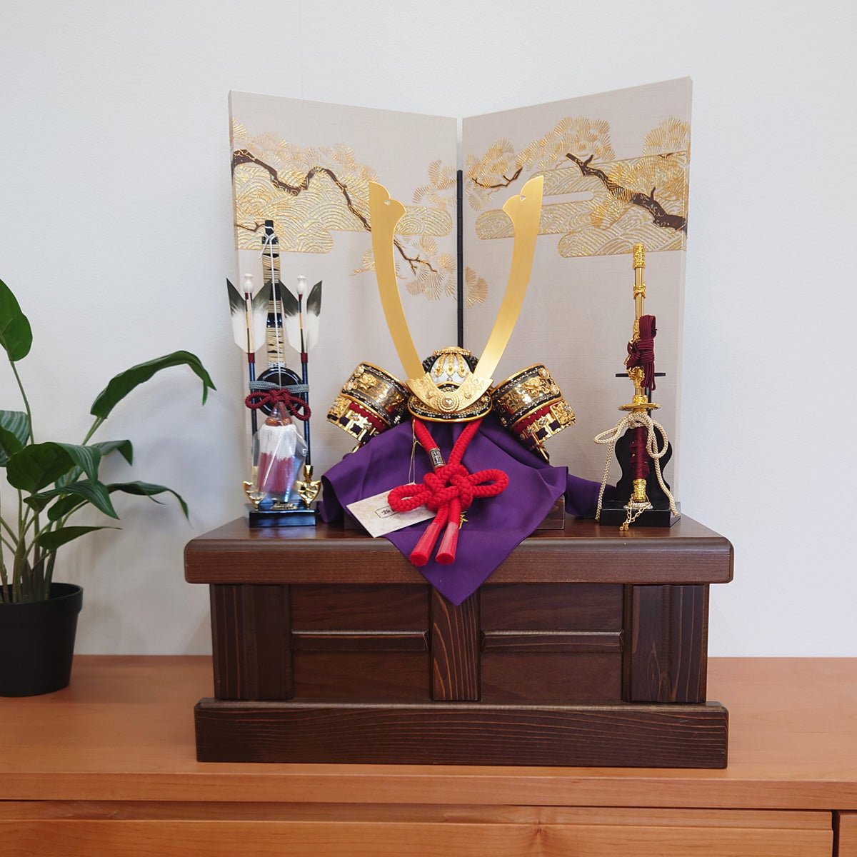 横幅46cm｜10号兜 北斗｜五月人形 兜飾り コンパクト飾り｜モダン