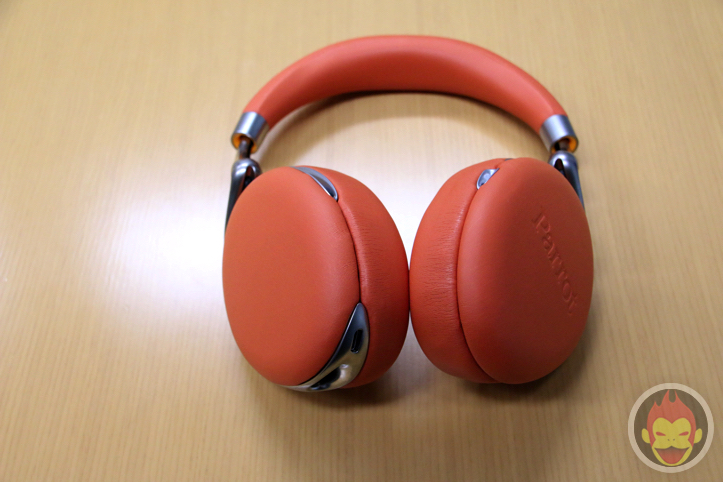 レビュー】世界最先端のBluetoothヘッドホン「Parrot Zik 2.0」の外観