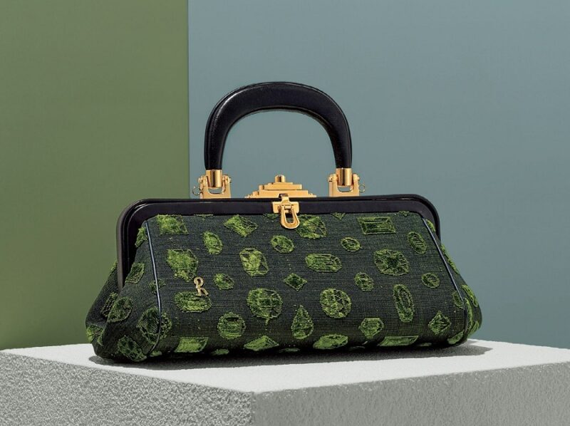 王妃が愛用したバッグ「ロベルタ ディ カメリーノ」の“バゴンギ”が復活