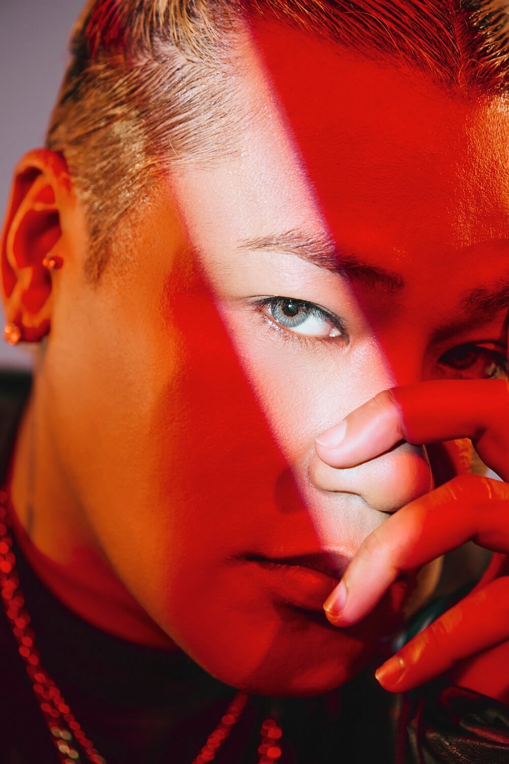 三代目JSB・ELLYことCrazyBoyがSpecial Coverに降臨！｜GLITTER