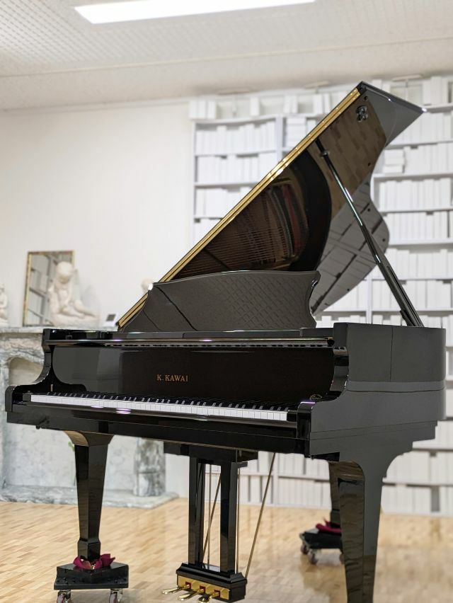 KAWAI(カワイ) RX2-CLE 中古グランドピアノ チレーサ響板がもたらす
