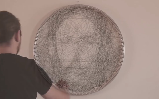 サークルに糸を掛けていくアート 最後に現れるモノとは？ – grape