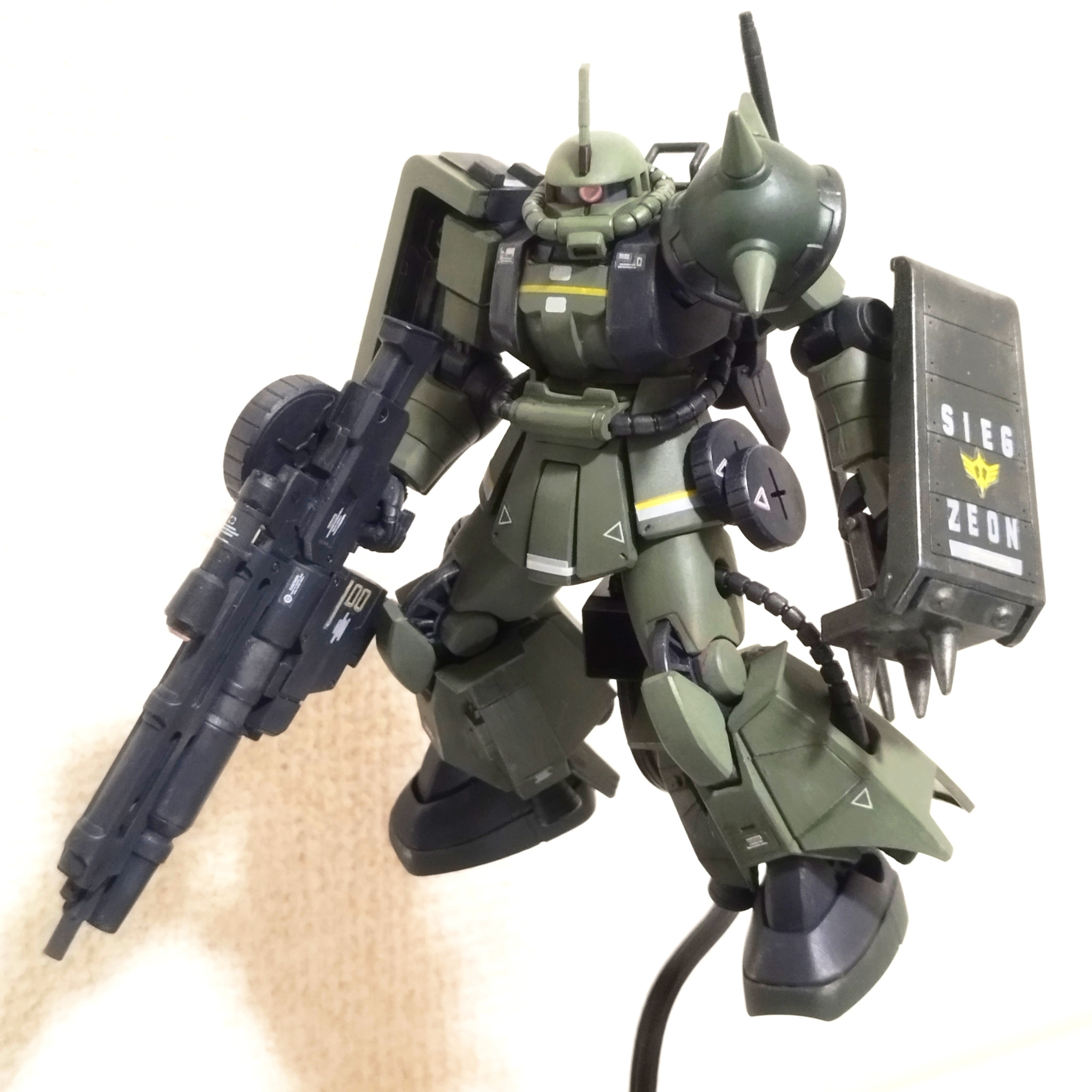 高機動型ザクII (R-2型)【MS-06R-2】Zaku II High Maneuver Model Type