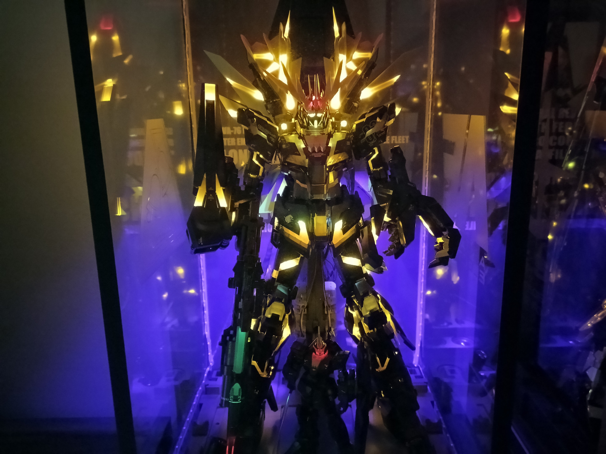 過去作 PG バンシィ・ノルン LED組込｜福田 義康さんのガンプラ作品