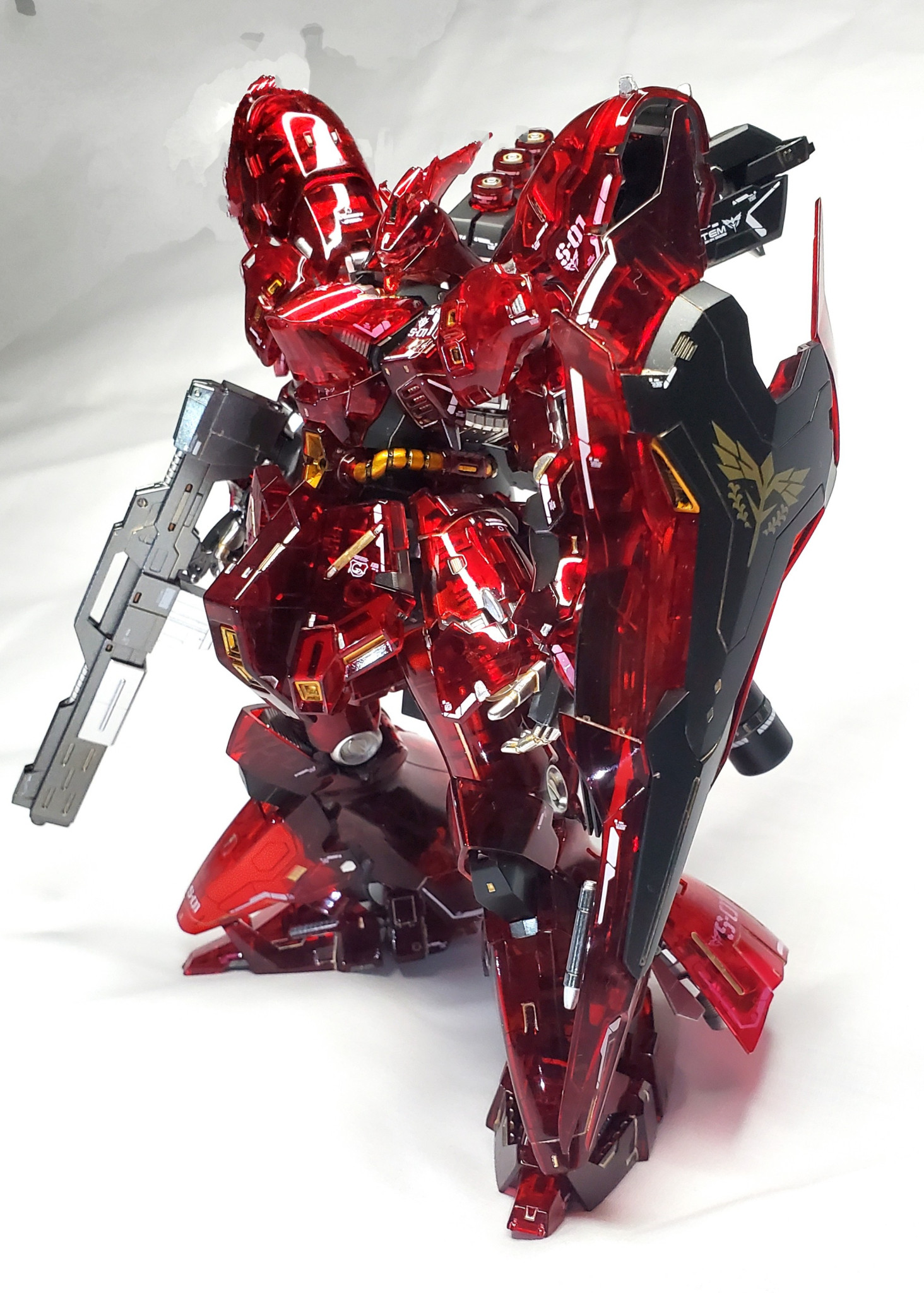 RGサザビー クリアーキット全塗装｜ラリハルさんのガンプラ作品